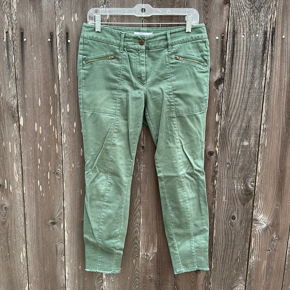 LOFT green skinny denim jeans with front zipper pocket detail. (4 Petite)